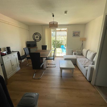Maison Plain Pied Avec Climatisation Dans Une Residence Privee Avec Piscine Сен-Сатурнен-ле-Апт Экстерьер фото